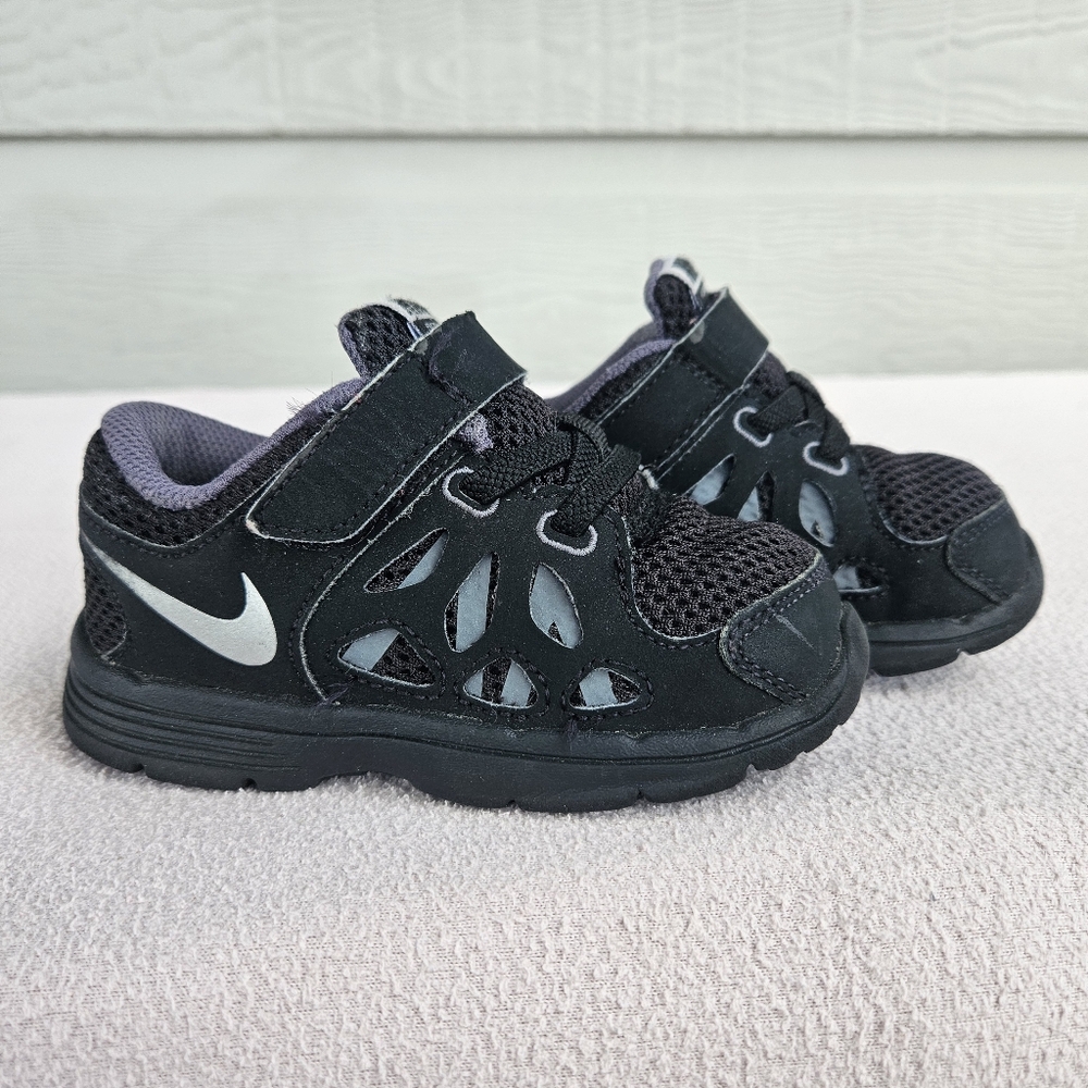 Nike Fusion Run 2 Hook & Loop Toddler Sneaker SZ 7C Black Breathable 599803-001